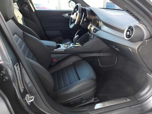 Alfa Romeo Giulia 2.0 Turbo Veloce – Bild 6
