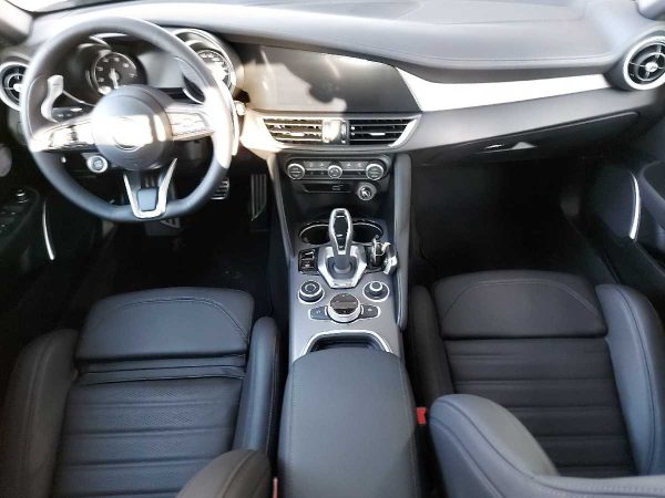 Alfa Romeo Giulia 2.0 Turbo Veloce – Bild 7