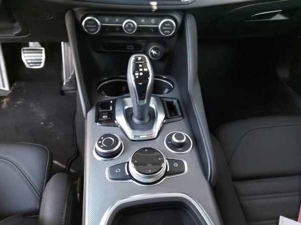 Alfa Romeo Giulia 2.0 Turbo Veloce – Bild 8
