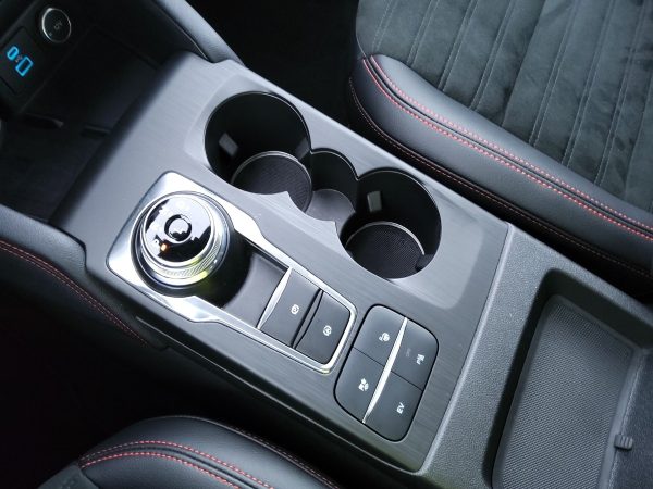 Ford Kuga Plug-In Hybrid ST-Line X – Bild 15