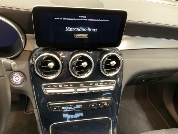 Mercedes-Benz GLC 200 4Matic AMG Line – Bild 9