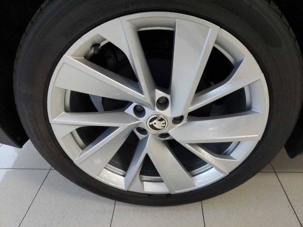 Skoda Enyaq iV 80 Loft – Bild 18