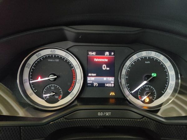 Skoda Superb Combi 2.0 TSI SportLine 4x4 – Bild 13