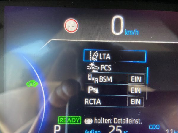 Toyota RAV 4 2.5 Hybrid 4x2 Team D – Bild 12