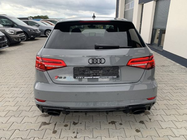 Audi RS 3 Sportback S tronic quattro – Bild 3