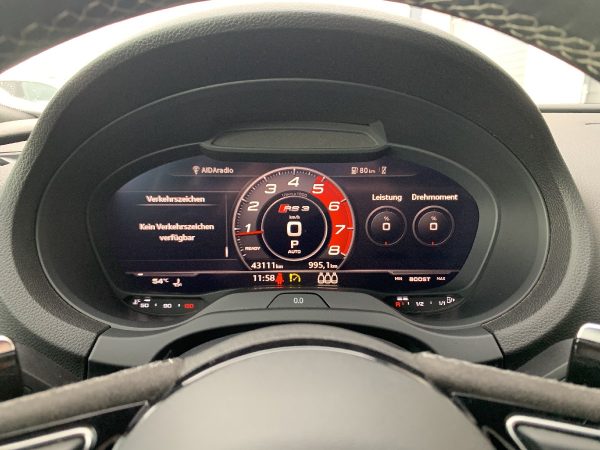 Audi RS 3 Sportback S tronic quattro – Bild 8