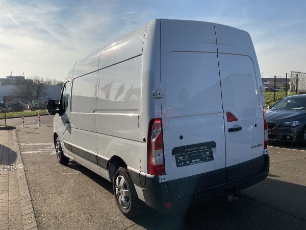 Renault Master 2.3 dCi L2H2 HKa 3.5 Komfort – Bild 2