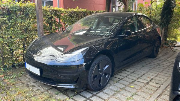 Tesla Model 3 Reichweite Plus Hinterradantrieb – Bild 4