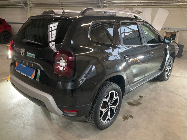 Dacia Duster 1.6 SCe Prestige 4x4 – Bild 4