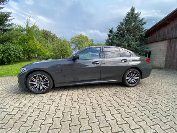BMW 330e M-Sport – Bild 2