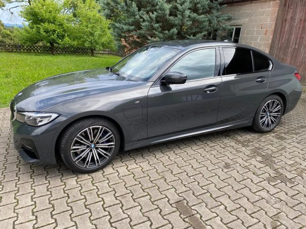BMW 330e M-Sport – Bild 3