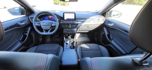 Ford Focus 1.5 EcoBoost ST-Line Aut. – Bild 12